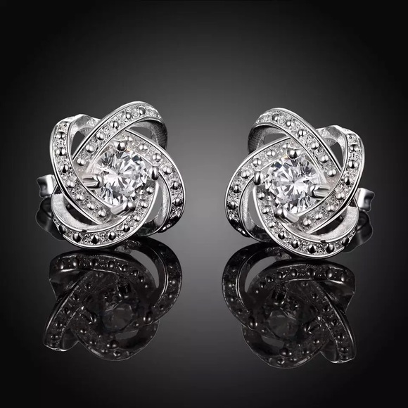 Jewelry - 925 sterling silver 1ct diamond earring